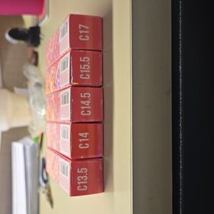 Jeffery Star Full Coverage Concealer